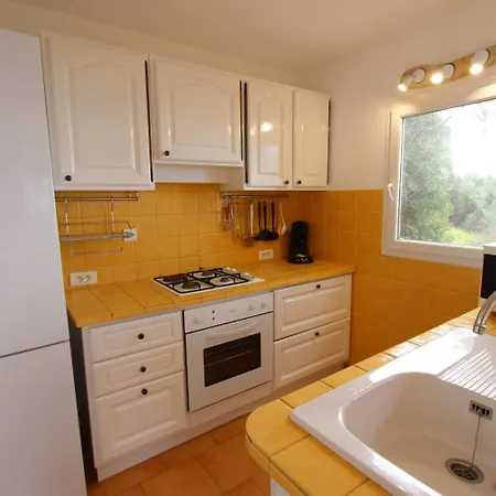 Les Mandiles Apartment *