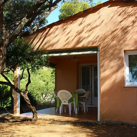 Les Mandiles Apartment *