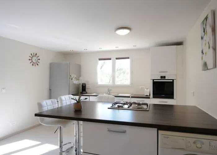 Les Mandiles Appartement *